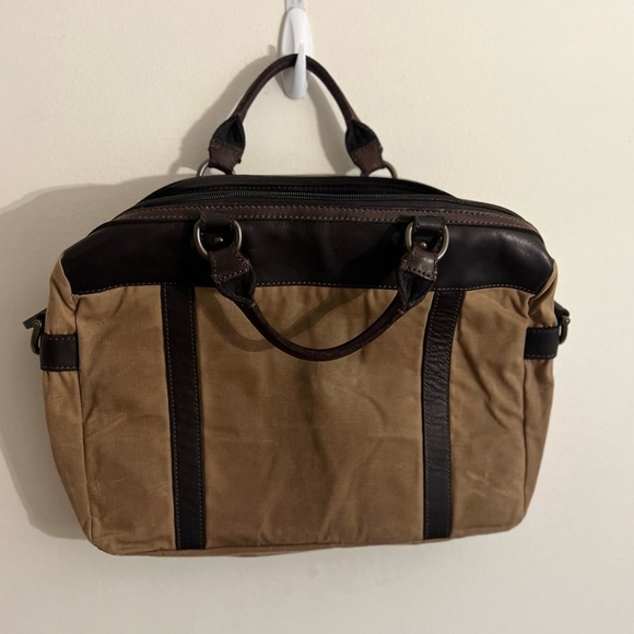 EUC Fossil Canvas and Leather Weekender Messenger Bag - Picture 3 of 16